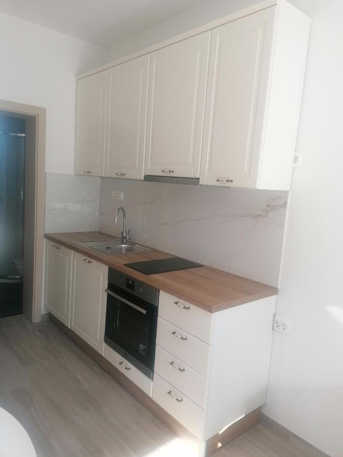 Apartments And Rooms Tomas Ποντστράνα Εξωτερικό φωτογραφία